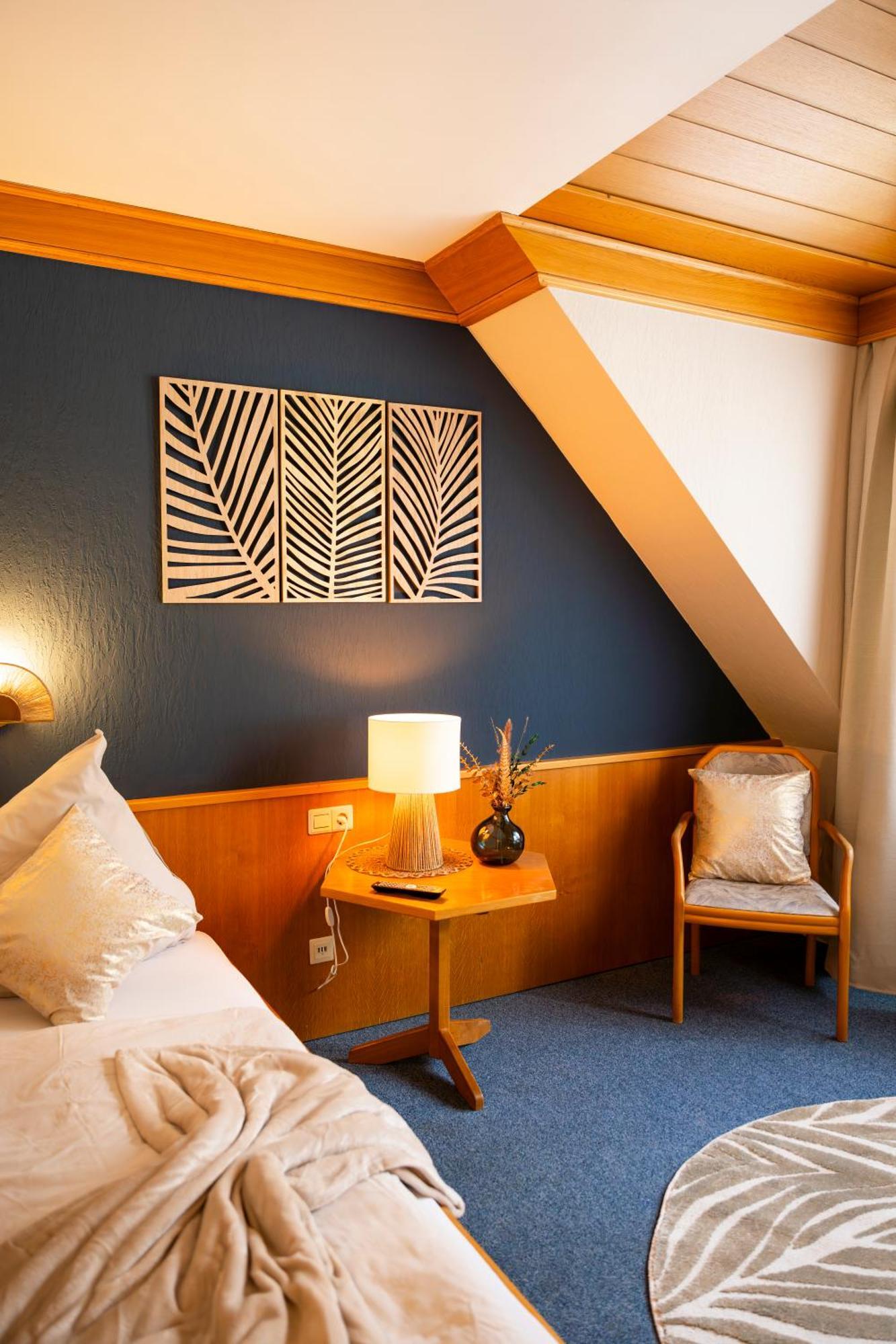 Hotel Guelser Weinstube Koblenz  Bagian luar foto